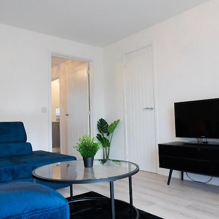 格拉斯哥Stylish House With Private Parking别墅 外观 照片